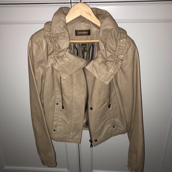 Danier leather jacket - Picture 2 of 4